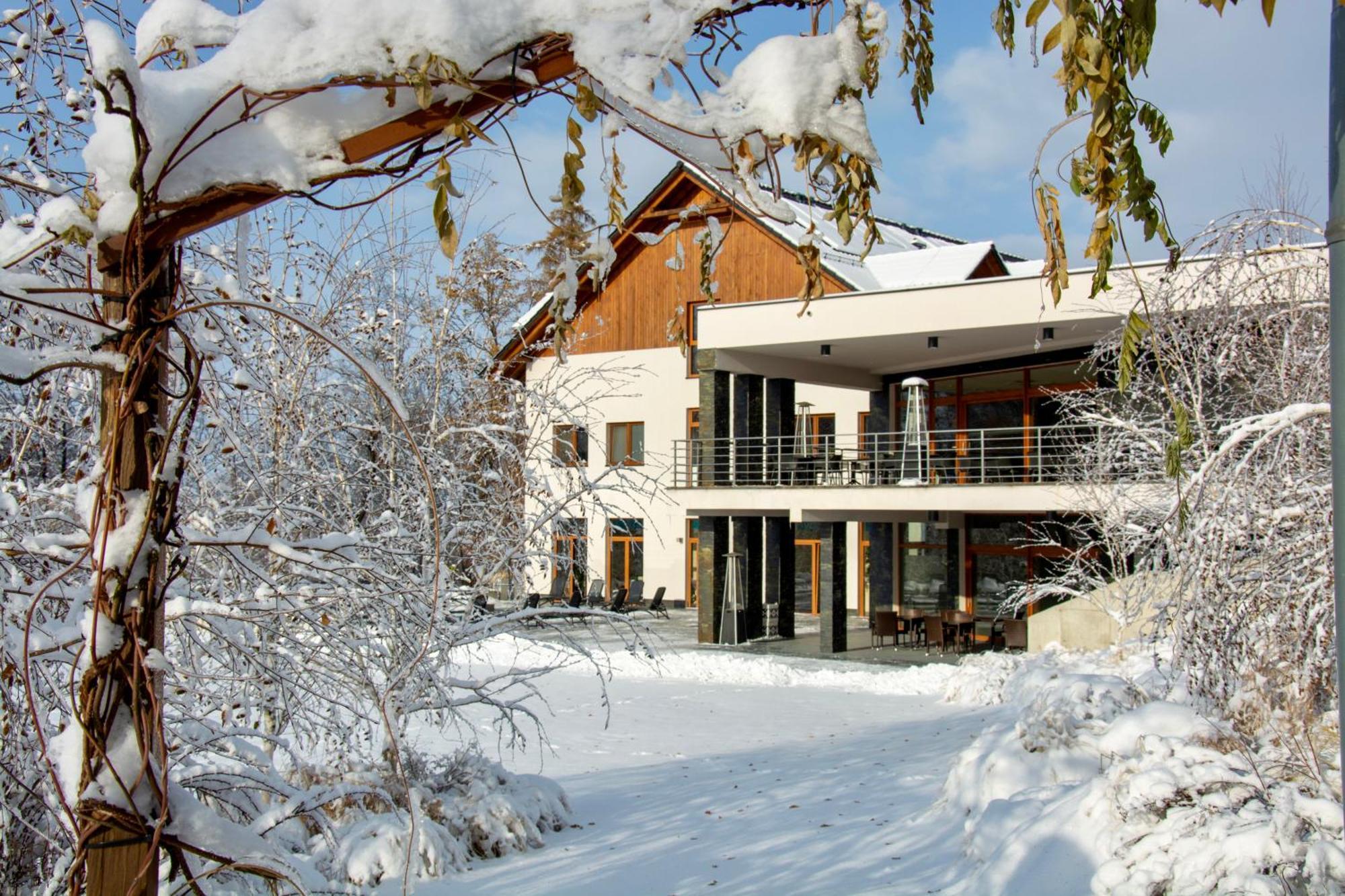 Aspen Prime Ski & Bike Resort - Basen, Sauna, Jacuzzi, Silownia W Cenie Pobytu Hlucholazy Exteriér fotografie